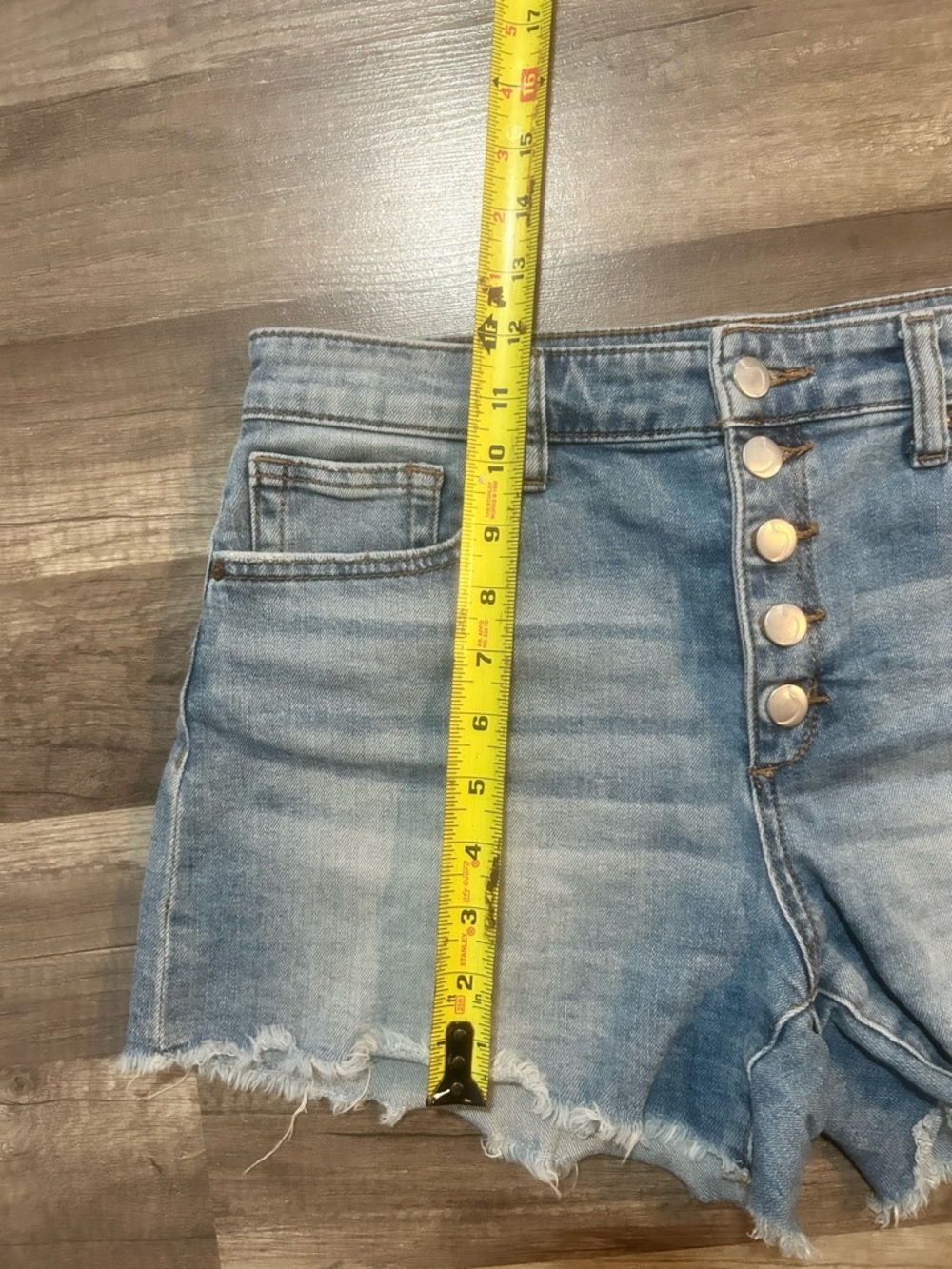 Joe’s Jeans  Blue Denim Button-Front Women's Shorts - Picture 7 of 7